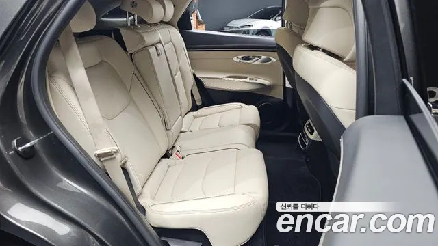 Genesis GV70 — Фото автомобиля 29