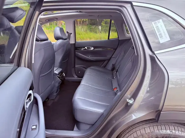Geely Galaxy E5 — Фото автомобиля 9