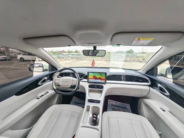Geely Starry Wish — Фото автомобиля 13