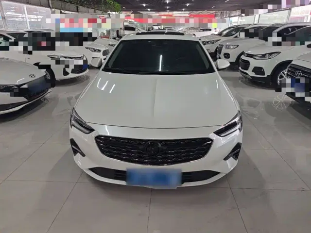 Buick Regal — Фото автомобиля 2