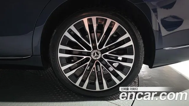 Mercedes-Benz S-Class S-класс W223 — Фото автомобиля 18