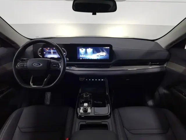 Ford Lingrui — Фото автомобиля 5