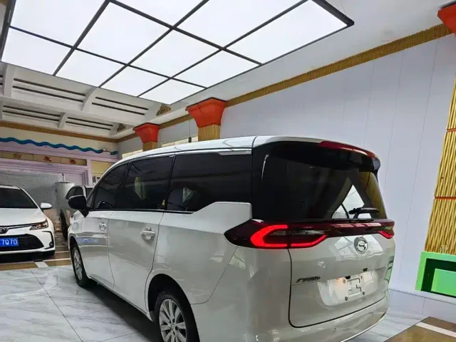 GAC Trumpchi M6 — Фото автомобиля 8