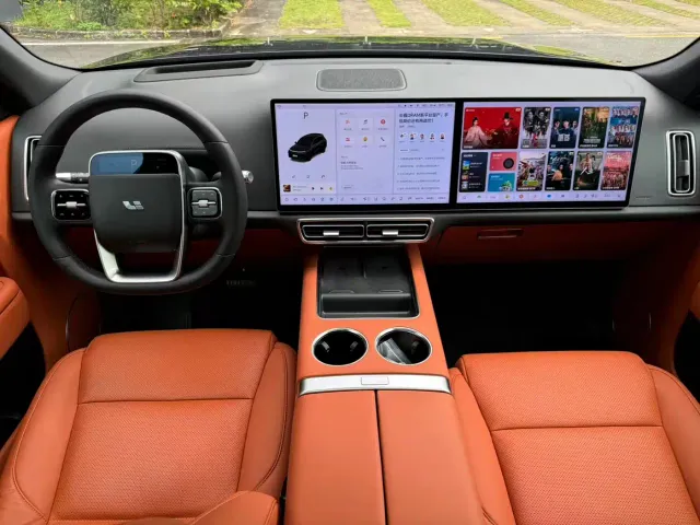 Li Auto L8 — Фото автомобиля 6