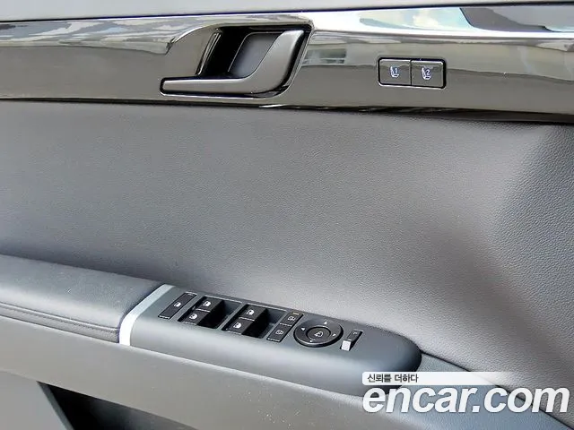 Hyundai Grandeur GN7 — Фото автомобиля 11