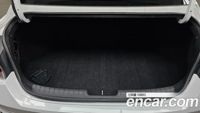 Hyundai AVANTE Smart — Фото автомобиля 20