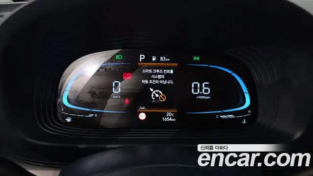 Hyundai Venue — Фото автомобиля 11