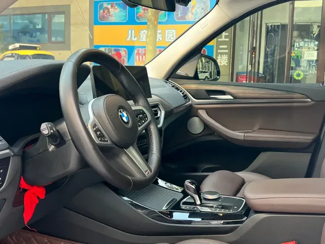 BMW X3 — Фото автомобиля 13