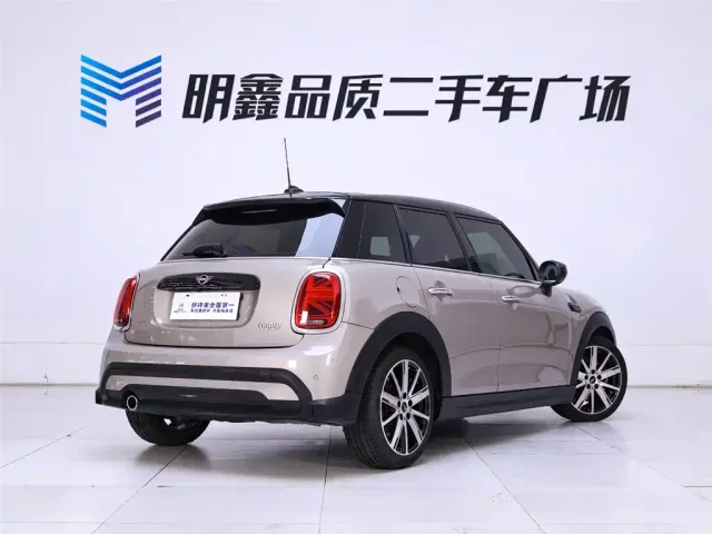 MINI Hatch — Фото автомобиля 7