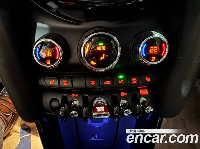 MINI Cooper — Фото автомобиля 12