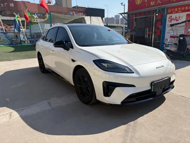 GAC Aion RT — Фото автомобиля 3