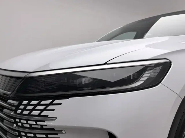 BYD Seal 05 DM-i — Фото автомобиля 7