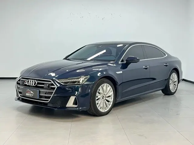 Фотография автомобиля — Audi A7L