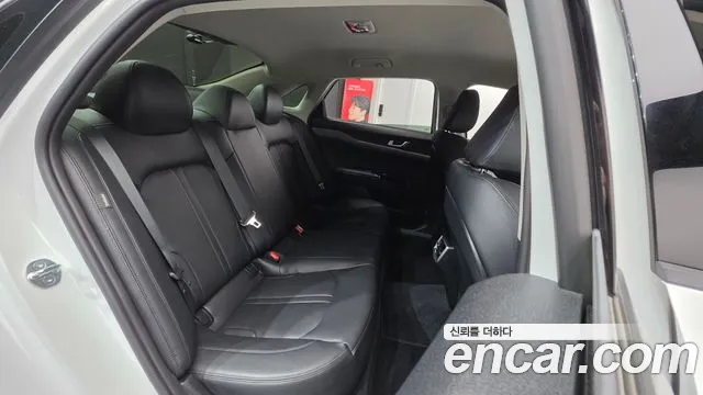 Kia K5 Новый K5 3 поколение 2.0 LPi(Для проката) — Фото автомобиля 18