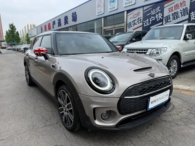 MINI Clubman — Фото автомобиля 3