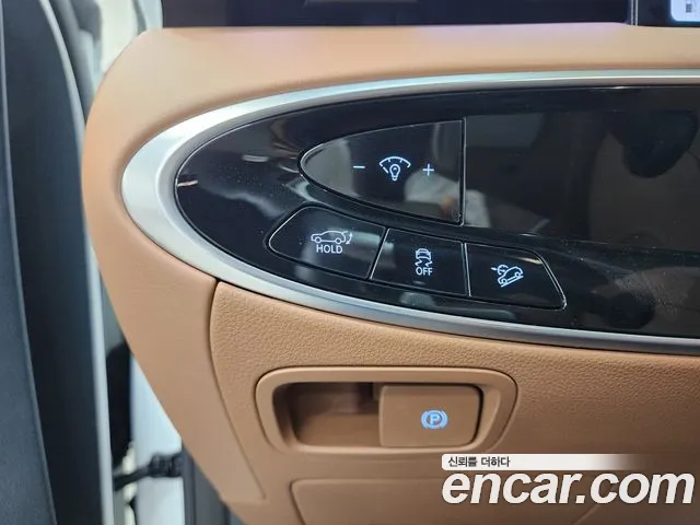 Genesis GV70 2.5T Бензин AWD — Фото автомобиля 11