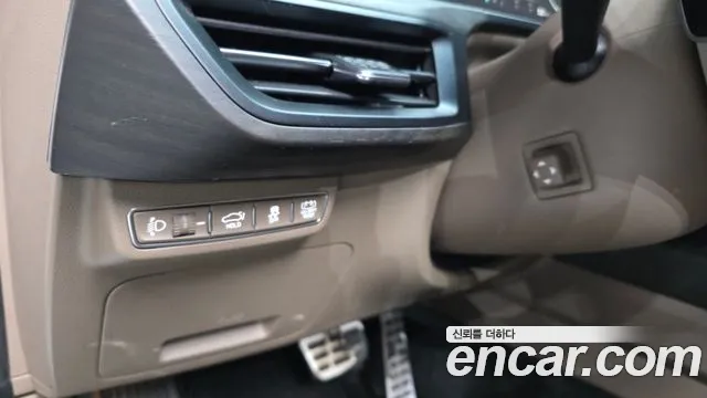 Kia K8 Hybrid — Фото автомобиля 30