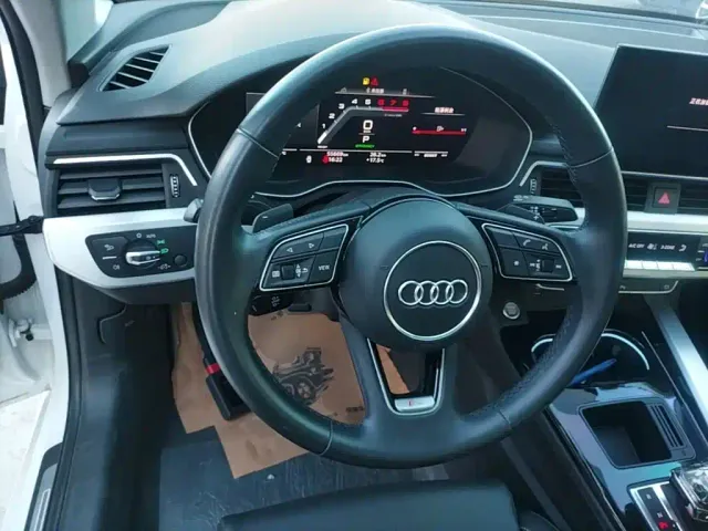 Audi A4L — Фото автомобиля 10