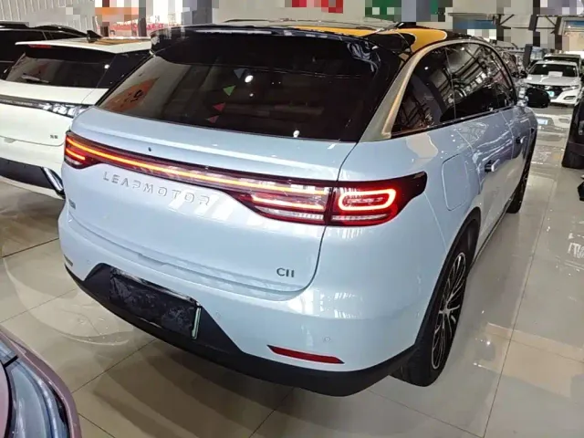 Leapmotor C11 — Фото автомобиля 6
