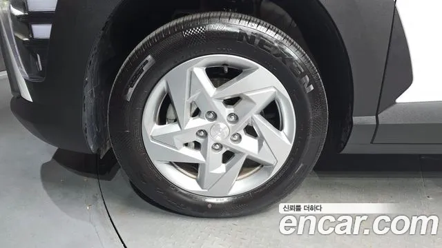 Hyundai Kona SX2 — Фото автомобиля 5
