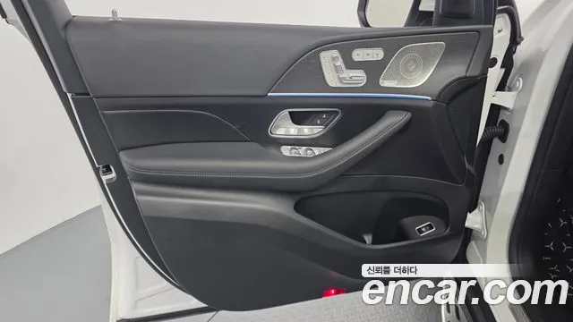 Mercedes-Benz GLE-Class — Фото автомобиля 20