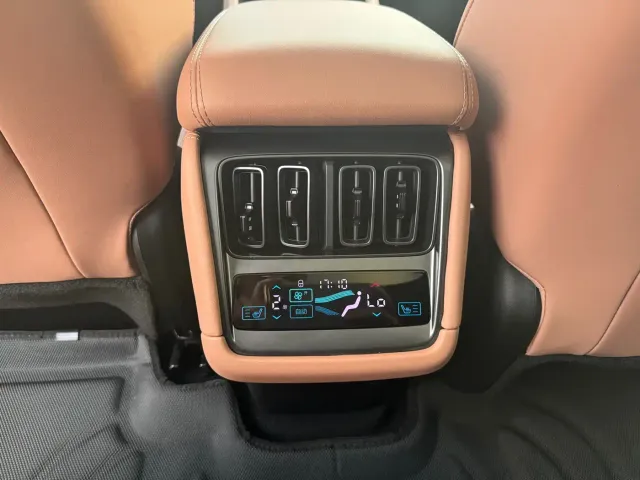 BYD Song L EV — Фото автомобиля 16