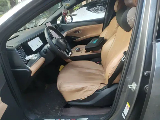 BYD Song L DM-i — Фото автомобиля 11