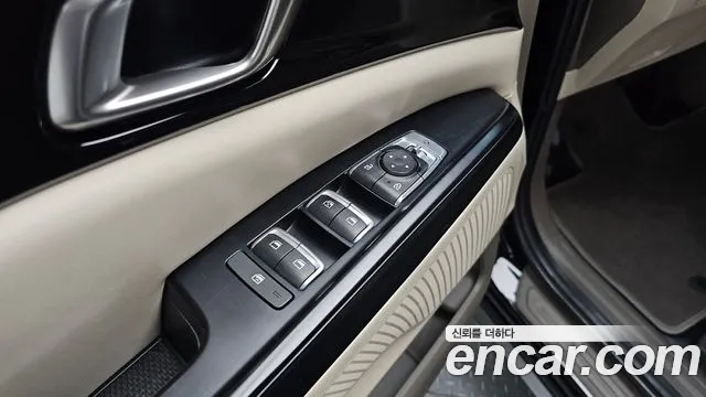 Kia Canival Carnival 4 поколение Дизель 9 мест Prestige — Фото автомобиля 27