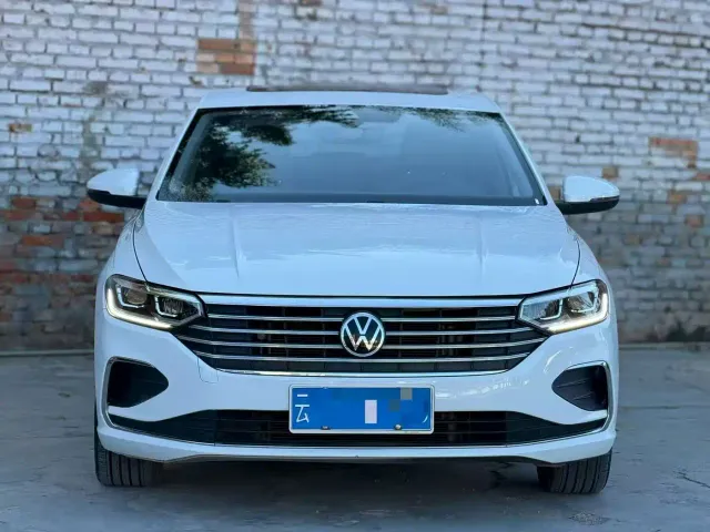 Volkswagen Lavida — Фото автомобиля 2