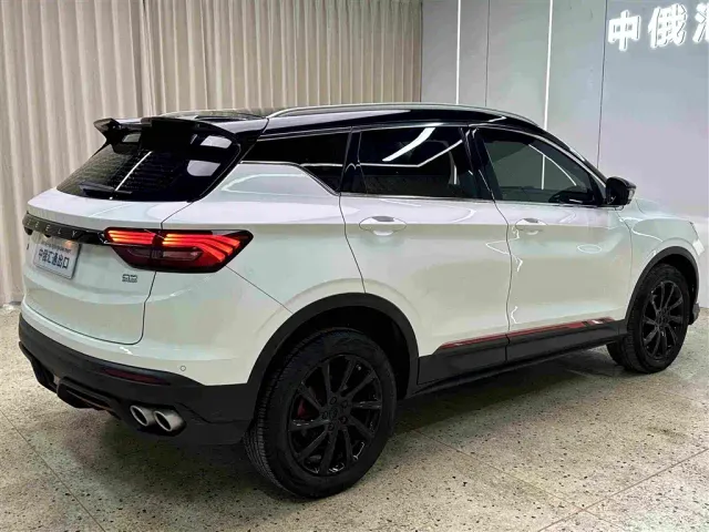 Geely Binyue — Фото автомобиля 5