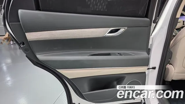 Genesis GV80 2.5T Бензин 2WD — Фото автомобиля 23