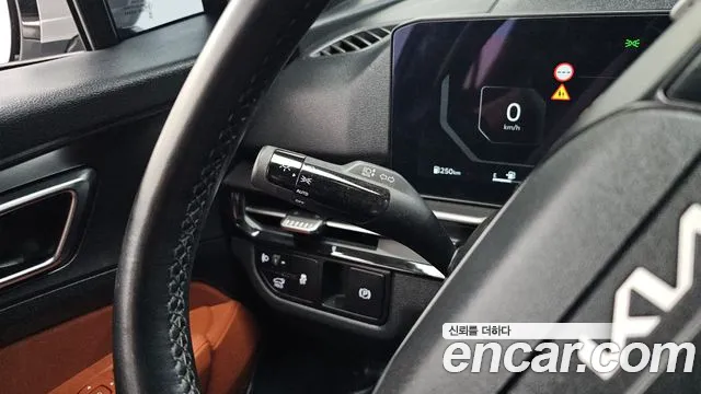 Kia Sportage Бензин 1.6 турбо 2WD — Фото автомобиля 27