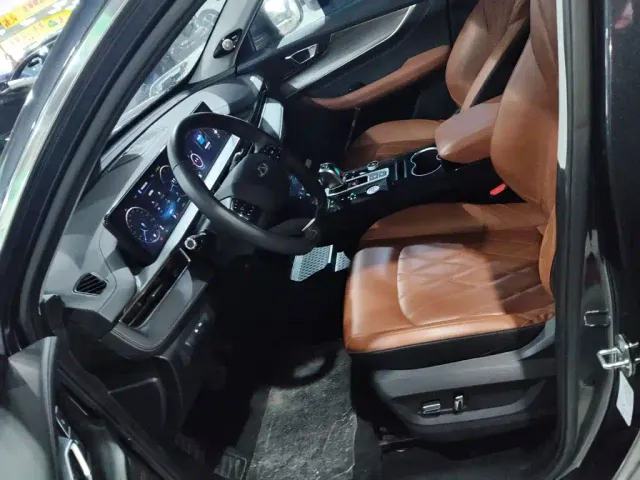Chery Tiggo 8 PLUS — Фото автомобиля 10