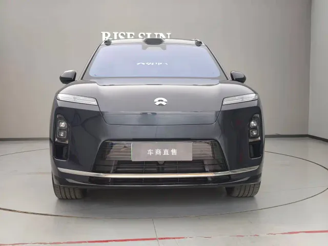 Nio ES8 — Фото автомобиля 3