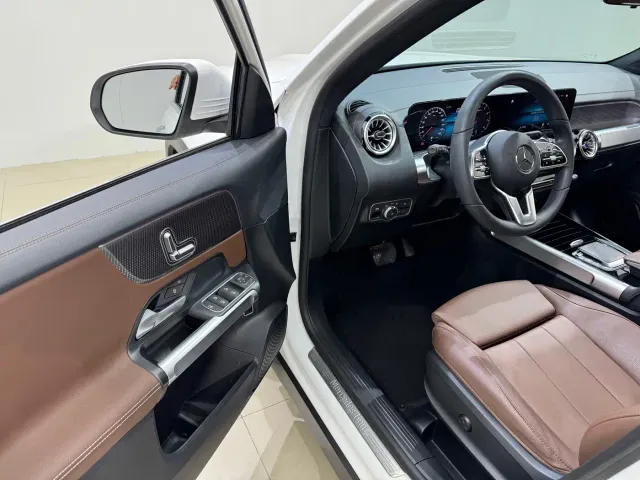 Mercedes-Benz GLB-Class — Фото автомобиля 13