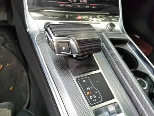 Audi A6L — Фото автомобиля 13