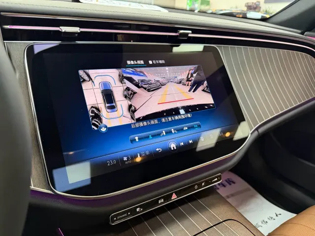 Mercedes-Benz E-Class — Фото автомобиля 11