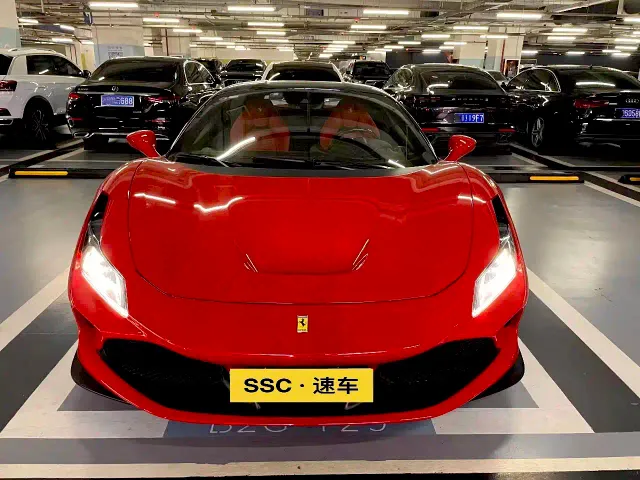 Ferrari F8 — Фото автомобиля 2