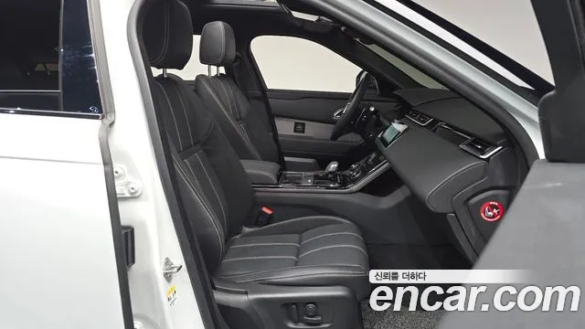 Land Rover Range Rover Velar Range Rover Velar 2.0 P250 R-Dynamic SE — Фото автомобиля 8