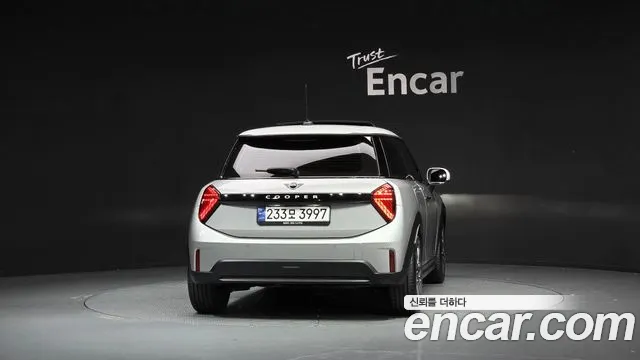 Mini Cooper — Фото автомобиля 4