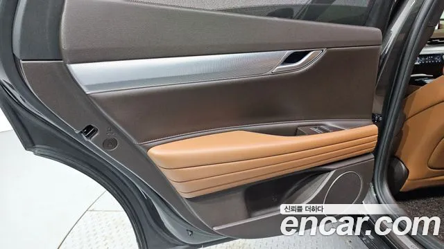 Genesis G80 RG3 — Фото автомобиля 14