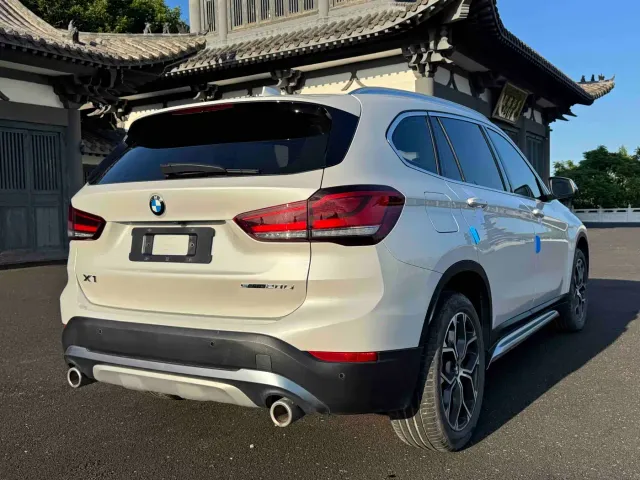 BMW X1 — Фото автомобиля 6