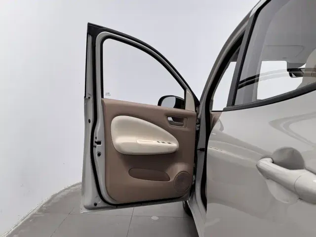 Wuling Hongguang Mini EV — Фото автомобиля 8