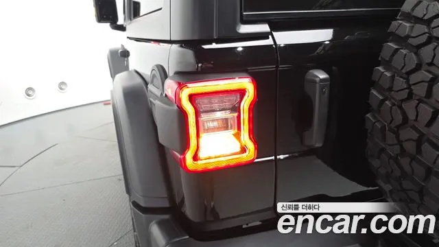 Jeep Wrangler Wrangler (JL) 2.0 Rubicon 2 двери — Фото автомобиля 23