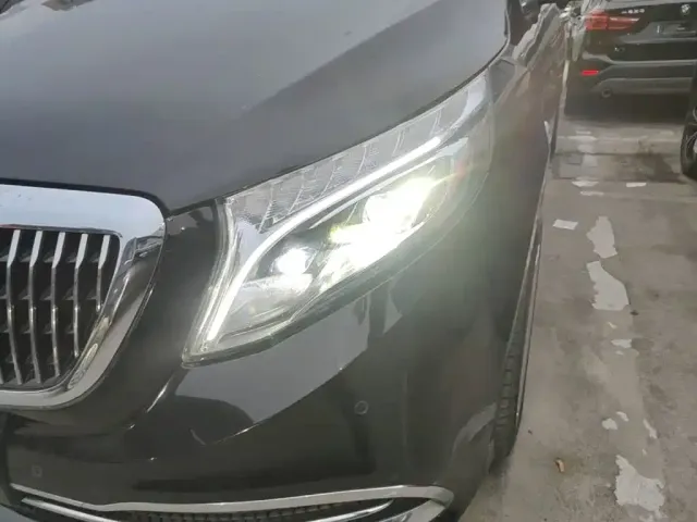 Mercedes-Benz Vito 2021 2.0T Business Edition 7-seater — Фото автомобиля 23