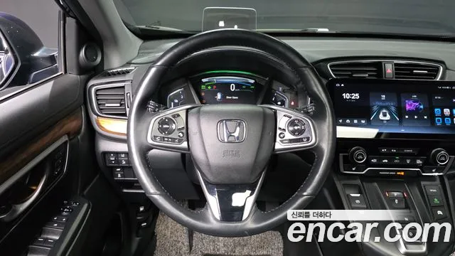 Honda CR-V CR-V 5-е поколение 2.0 гибрид Touring 4WD — Фото автомобиля 11