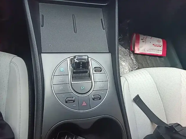 BYD Seal 05 DM-i — Фото автомобиля 13