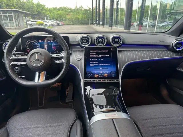 Mercedes-Benz C-Class — Фото автомобиля 3