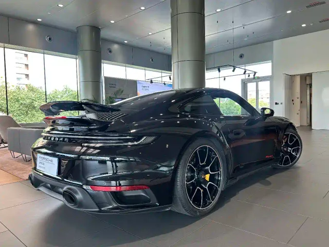 Porsche Porsche 911 2023 Turbo S 3.7T — Фото автомобиля 12