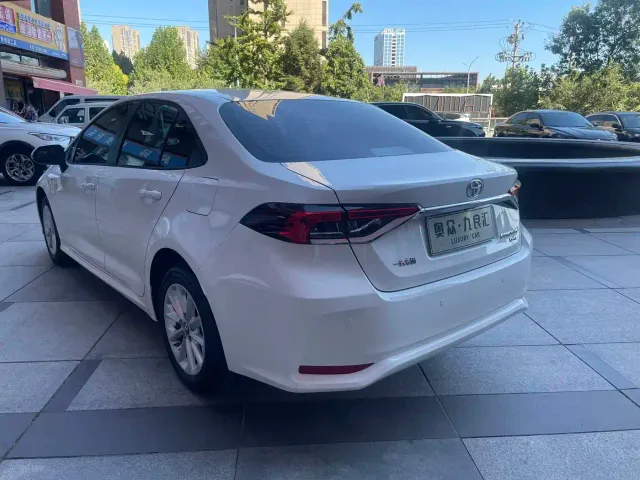 Toyota Corolla — Фото автомобиля 7